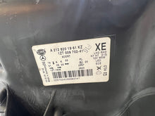 Laden Sie das Bild in den Galerie-Viewer, Frontscheinwerfer Mercedes-Benz A2128201961 Xenon Links Scheinwerfer Headlight SCH1609537363dt