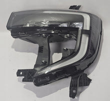 Laden Sie das Bild in den Galerie-Viewer, Frontscheinwerfer Nissan Interstar Master III 260609073R Links Headlight SCH4452047021oh