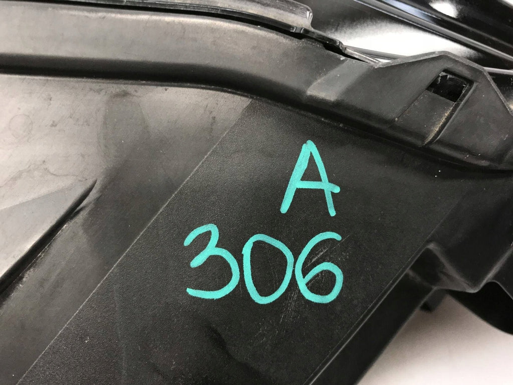 Frontscheinwerfer Mazda BCJH-51040 -51040 LED Ein Stück (Rechts oder Links)