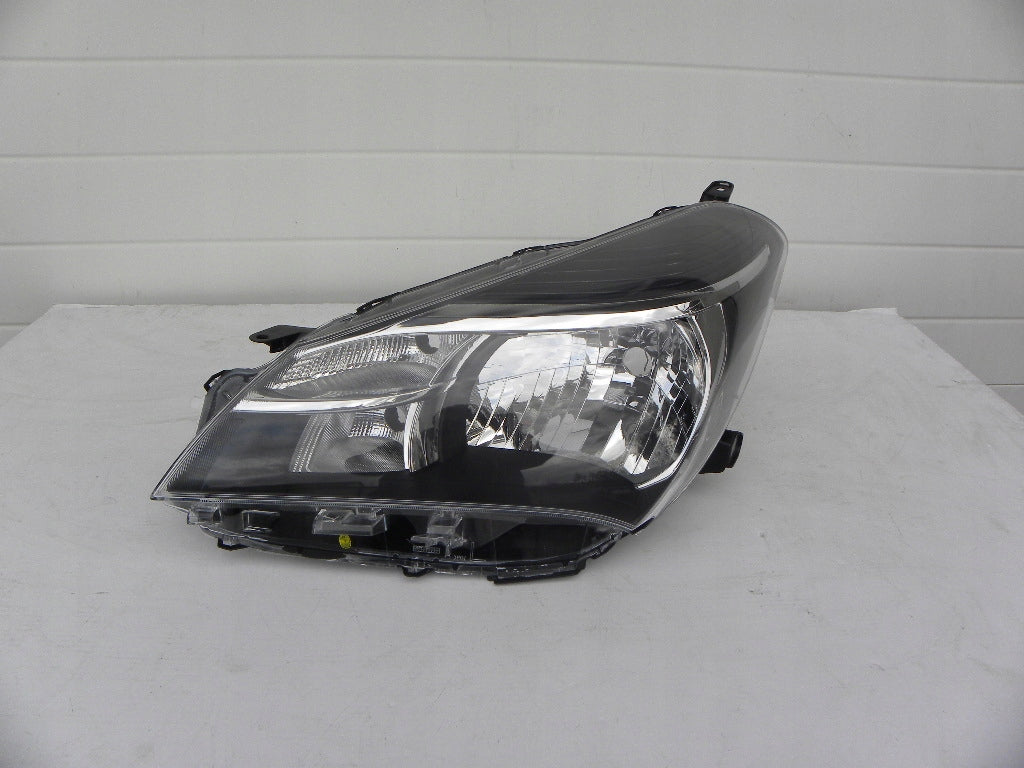 Frontscheinwerfer Toyota Yaris LED Ein Stück (Rechts oder Links) Headlight