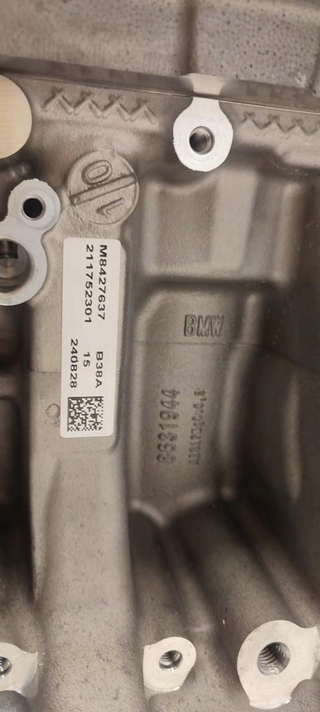 Motor BMW B38A15M1 5A07713 11005A07713 1.5 13TKm 2024 Benzin Engine Unkomplett