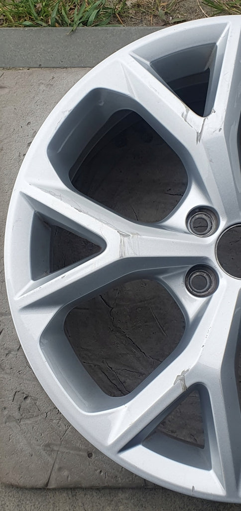 1x Alufelge 17 Zoll 6.5" 5x100 48ET Glanz Silber 6F9601025H Seat I Ibiza FEL8975906561yf
