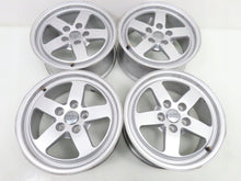 Laden Sie das Bild in den Galerie-Viewer, 4x Alufelge 16 Zoll 7.0" 5x112 35ET Glanz Silber 8W0601025 Audi A4 B9 Rim Wheel FEL8837305096th