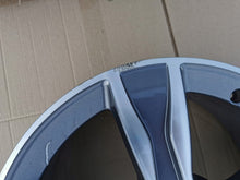 Laden Sie das Bild in den Galerie-Viewer, 1x Alufelge 17 Zoll 7.0" 5x112 48 5ET A2054010800 Mercedes-Benz W205 Rim Wheel FEL6504234933ia