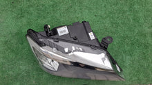 Laden Sie das Bild in den Galerie-Viewer, Frontscheinwerfer BMW X3 F25 7217294 Bi-Xenon Rechts Scheinwerfer Headlight SCH2957992011tr