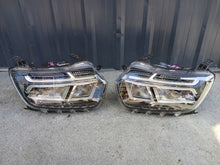 Load image into Gallery viewer, Frontscheinwerfer Dacia Duster 260602287 Full LED Ein Stück (Rechts oder Links) SCH8648347145au