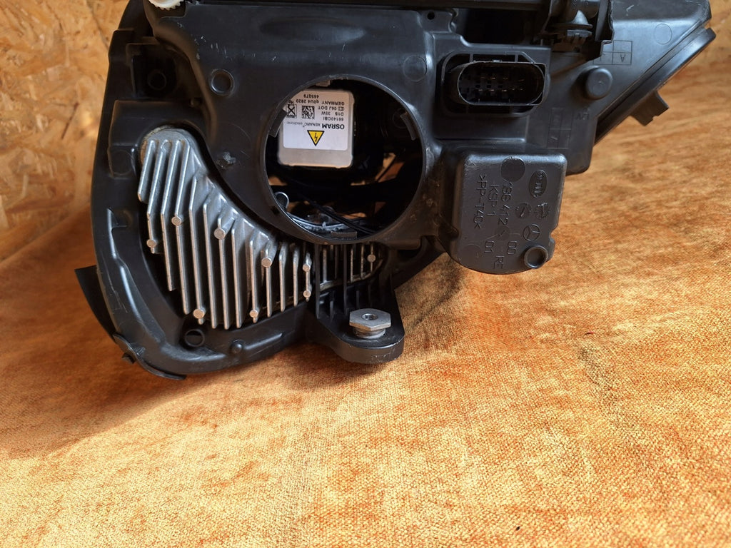 Frontscheinwerfer Mercedes-Benz W212 A2128203259 Xenon Rechts Headlight SCH8218140322jh