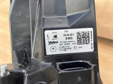 Laden Sie das Bild in den Galerie-Viewer, Frontscheinwerfer Seat IV 90188325 Links Scheinwerfer Headlight