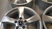 Laden Sie das Bild in den Galerie-Viewer, 4x Alufelge 17 Zoll 7.0" 5x112 51ET A4474012200 Mercedes-Benz Marco Polo FEL7367861057tq