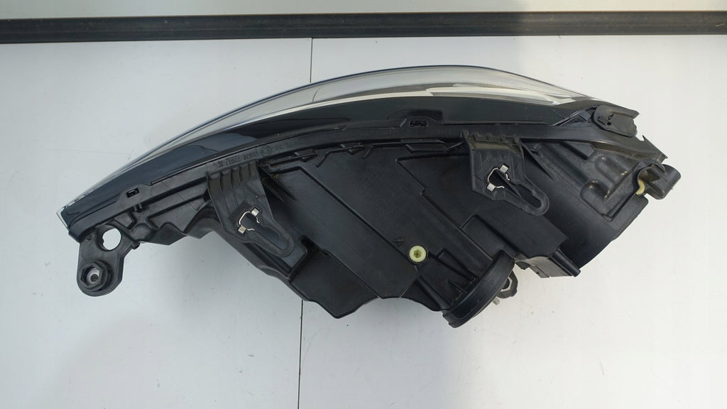 Frontscheinwerfer Audi A1 82A941034D LED Rechts Scheinwerfer Headlight