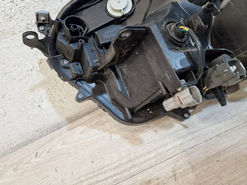 Frontscheinwerfer Toyota 4 IV 89210-OD230 Rechts Scheinwerfer Headlight