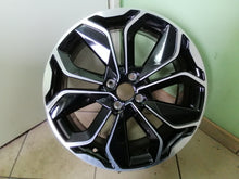 Laden Sie das Bild in den Galerie-Viewer, 1x Alufelge 17 Zoll 7.0" 4x100 44ET Schwarz 40300181878R Renault Clio Rim Wheel FEL5250662919qt