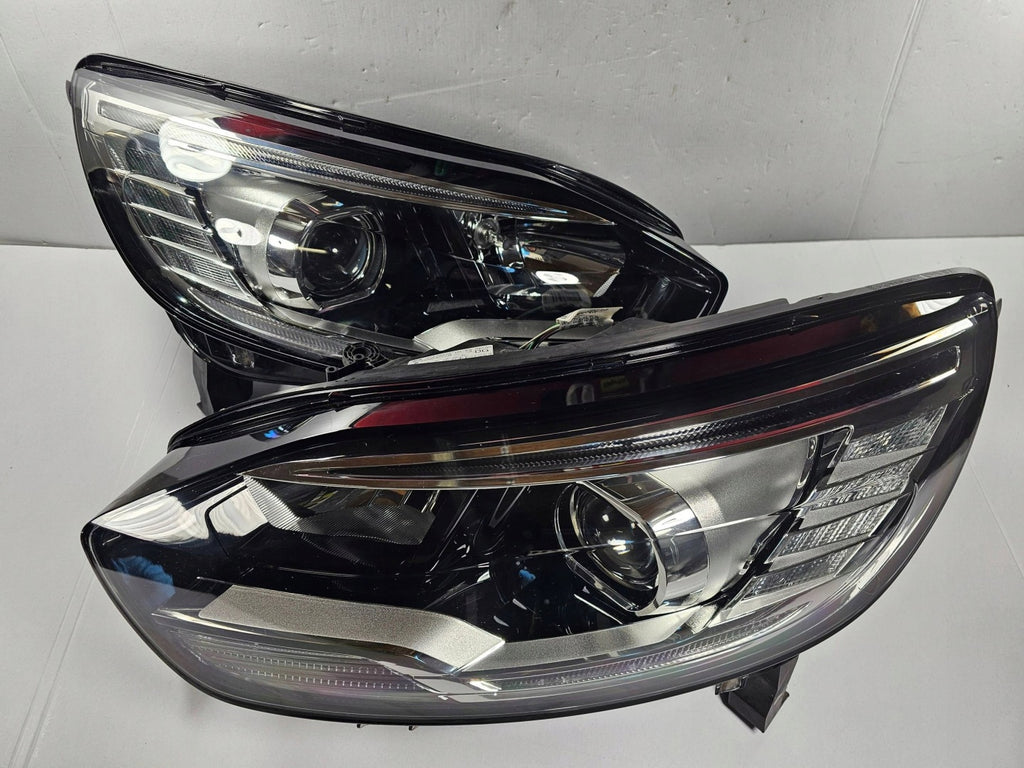 Frontscheinwerfer Renault Scenic 260606727R Ein Satz Scheinwerfer Headlight SCH2897397849ga