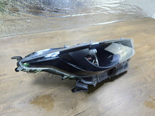 Laden Sie das Bild in den Galerie-Viewer, Frontscheinwerfer Toyota Yaris Rechts Scheinwerfer Headlight SCH3817933784qs