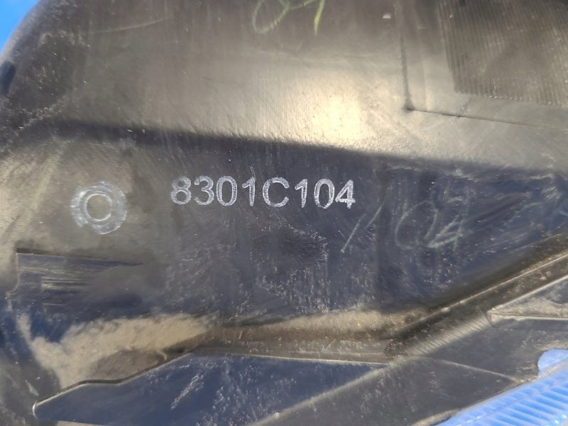 Frontscheinwerfer Mitsubishi Mirage 8301C694 Rechts Scheinwerfer Headlight