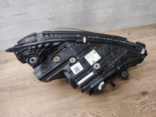 Laden Sie das Bild in den Galerie-Viewer, Frontscheinwerfer Mercedes-Benz W206 A2069063903 Links Scheinwerfer Headlight SCH8008653198fg