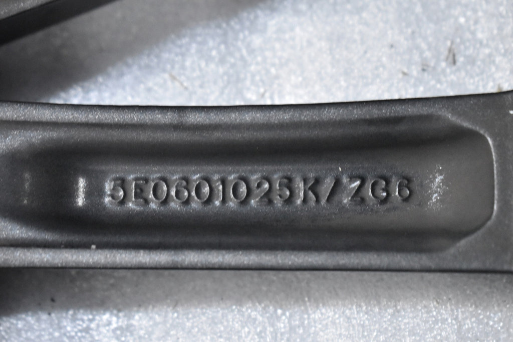 1x Alufelge 18 Zoll 7.5" 5x112 51ET Matt Graphit 5E0601025K Skoda Octavia Iii