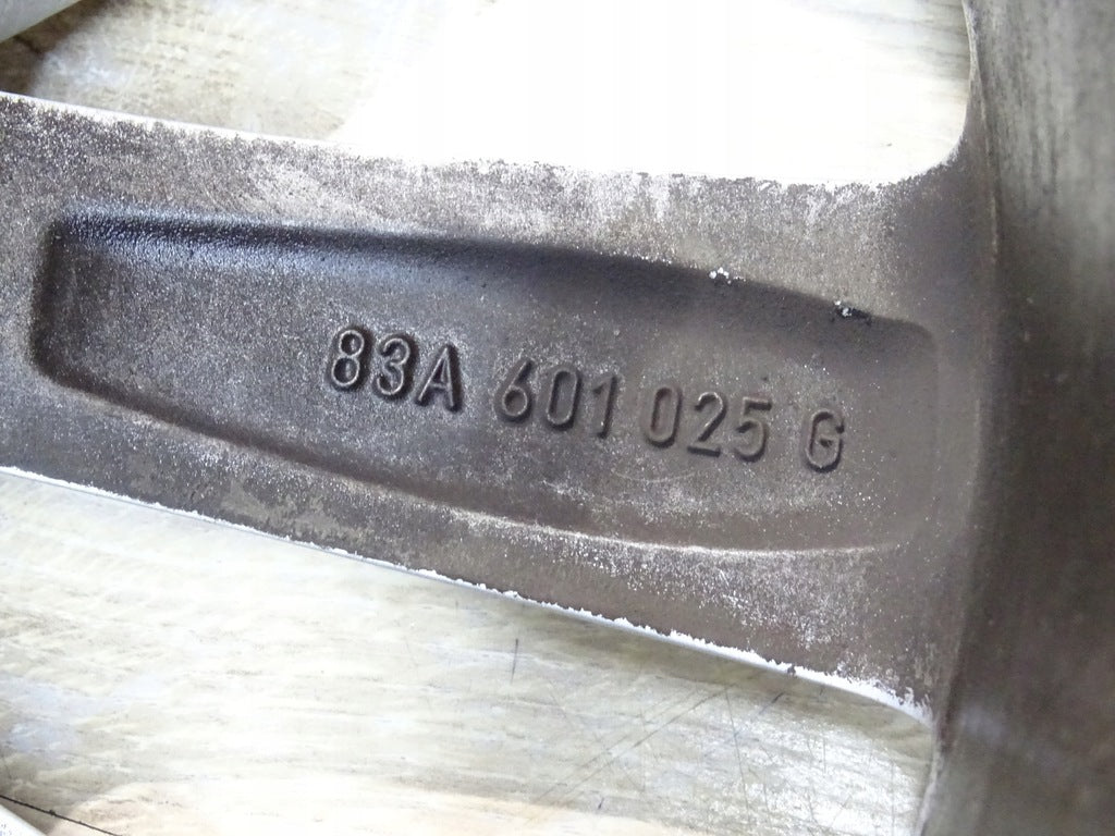 1x Alufelge 18 Zoll 7.0" 5x112 43ET Glanz Silber 83A601025G Audi Q3 Rim Wheel FEL1499554167rs