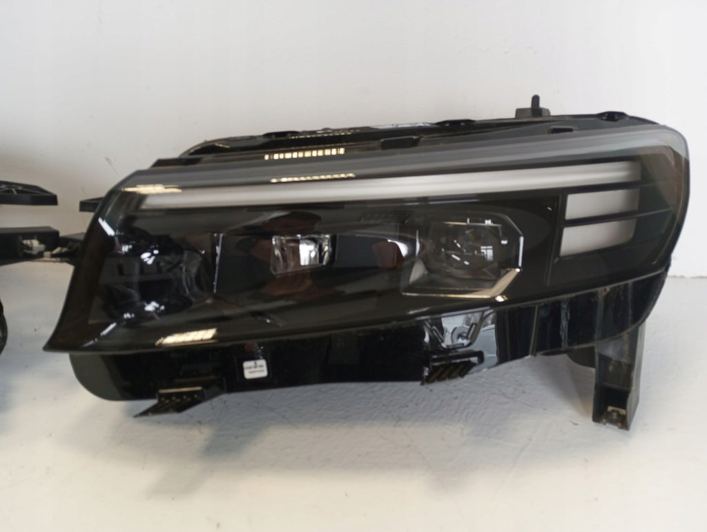 Frontscheinwerfer Opel Combo 9852795980 9852840480 Ein Stück (Rechts oder Links) SCH3213030349ha