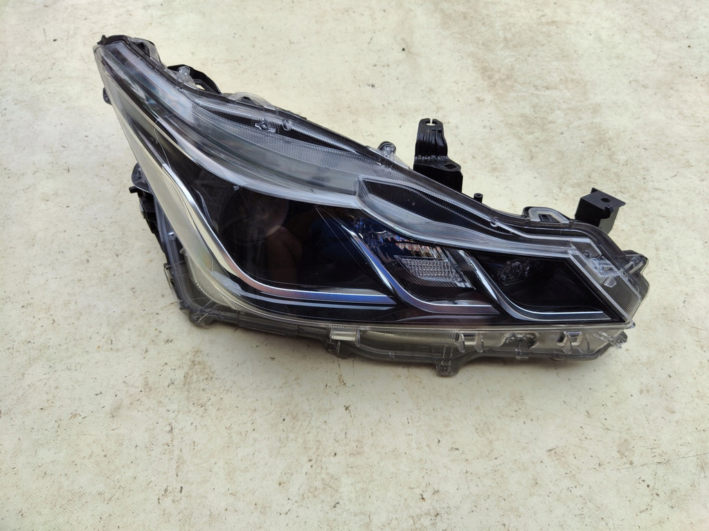 Frontscheinwerfer Toyota Corolla 81110-02T31-00 Rechts Scheinwerfer Headlight SCH7232238697mf