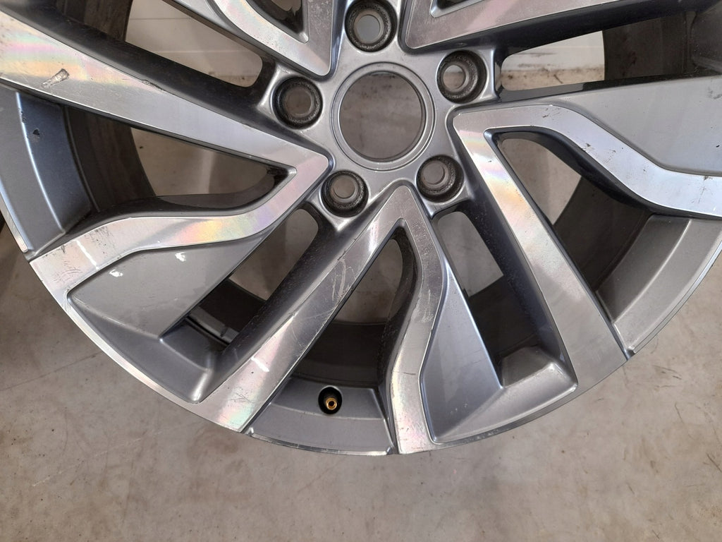 1x Alufelge 18 Zoll 7.0" 5x112 VW T-Roc Rim Wheel