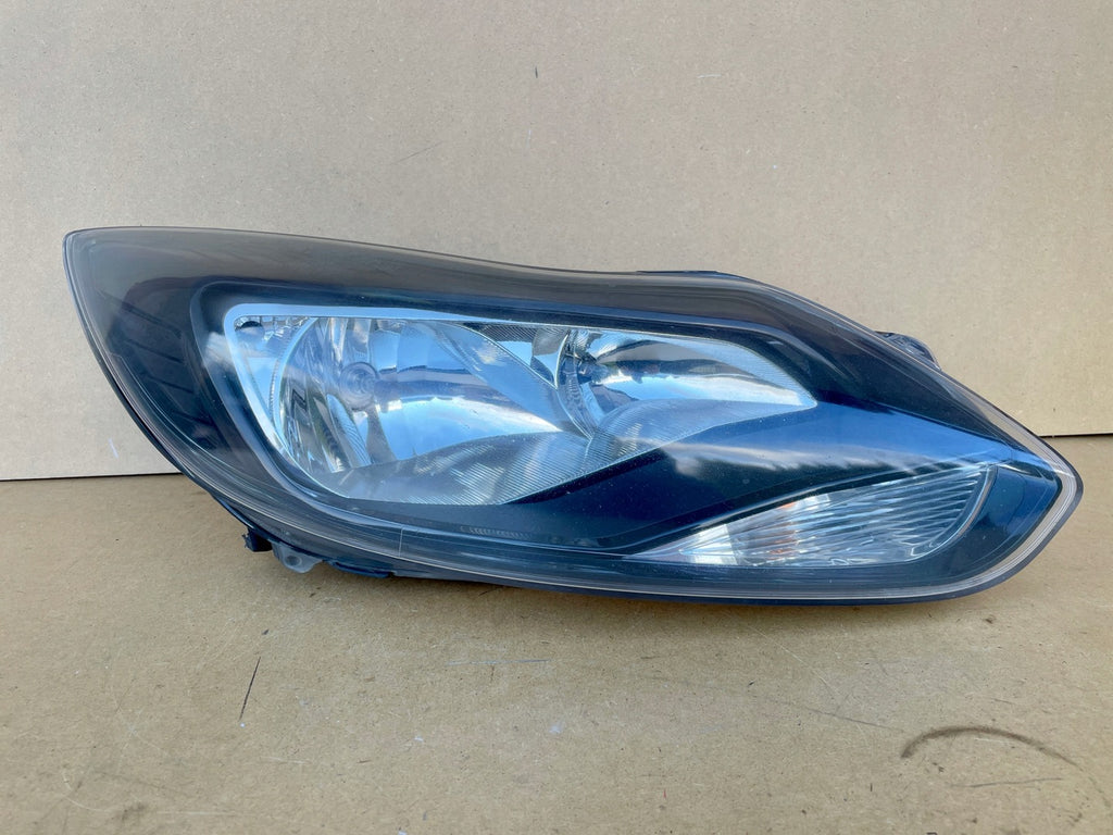 Frontscheinwerfer Ford Focus BM51-13W029-RA Rechts Scheinwerfer Headlight