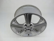 Laden Sie das Bild in den Galerie-Viewer, 1x Alufelge 20 Zoll 9.0&quot; 5x112 38ET Glanz Silber 4KE601025S Audi E-Tron