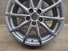 Laden Sie das Bild in den Galerie-Viewer, 1x Alufelge 17 Zoll 5x112 6896762 BMW 4 G22 G23 G26 Rim Wheel FEL1697546206ni