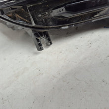 Laden Sie das Bild in den Galerie-Viewer, Frontscheinwerfer Audi A4 B9 8W0941012 Full LED Rechts Scheinwerfer Headlight