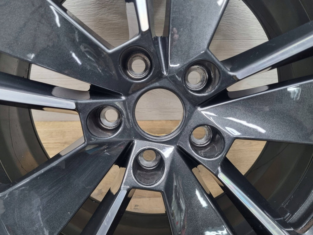 1x Alufelge 18 Zoll 7.5" 5x112 48ET Glanz Schwarz 5E3601025N Skoda Octavia I FEL8333061733ag