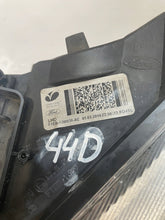 Laden Sie das Bild in den Galerie-Viewer, Frontscheinwerfer Ford Focus F1EB-13W030-AC Links Scheinwerfer Headlight SCH4954378342js