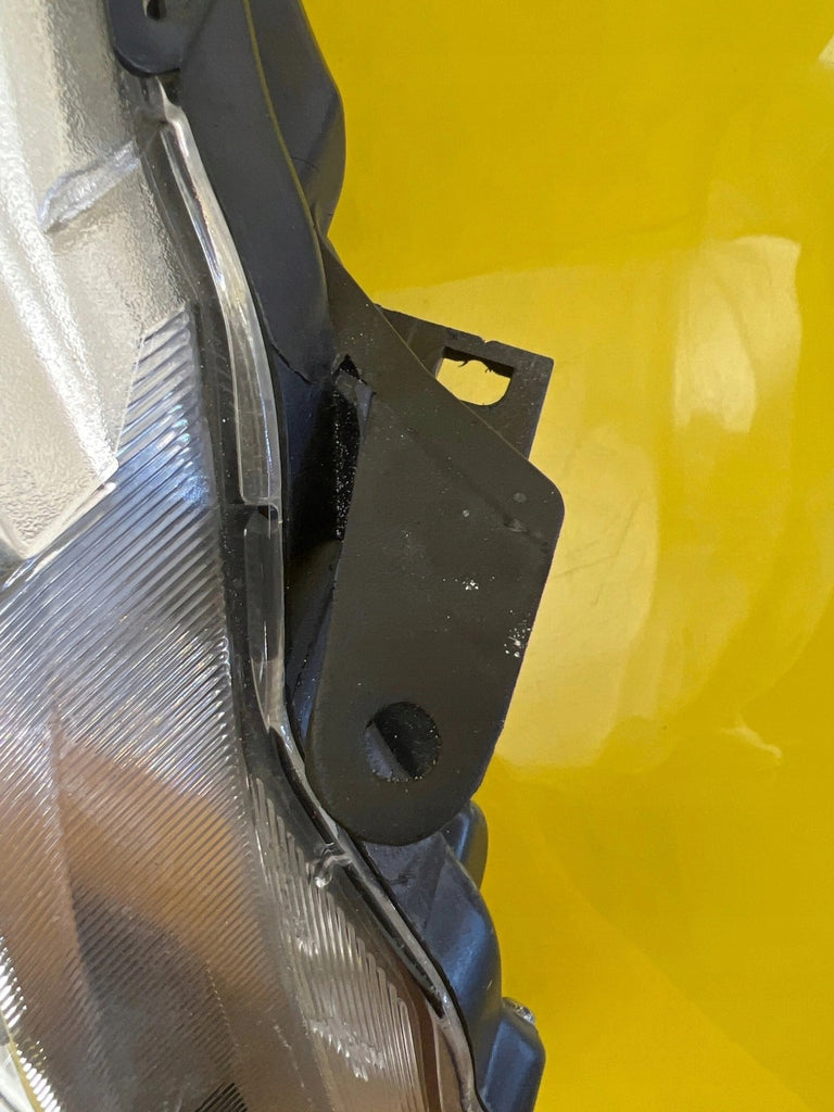 Frontscheinwerfer Toyota Yaris LED Ein Stück (Rechts oder Links) Headlight SCH2009033660ld