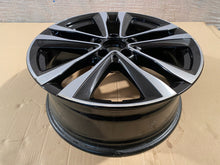 Laden Sie das Bild in den Galerie-Viewer, 1x Alufelge 17 Zoll 7.5&quot; 5x112 49ET A1774012700 Mercedes-Benz W177 Rim Wheel