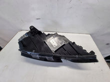 Load image into Gallery viewer, Frontscheinwerfer Skoda Octavia III 5E1941015E Links Scheinwerfer Headlight SCH6753531128sg