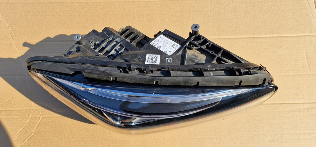 Frontscheinwerfer Mercedes-Benz W247 A2479062003 Rechts Scheinwerfer Headlight