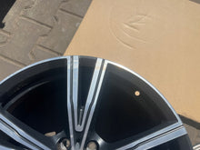 Laden Sie das Bild in den Galerie-Viewer, 1x Alufelge 19 Zoll 8.0" 5x112 27ET Glanz 8089896 BMW G20 Rim Wheel FEL1382717997ee
