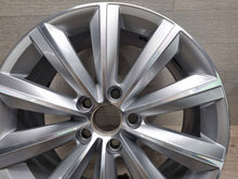 Load image into Gallery viewer, 1x Alufelge 17 Zoll 7.5" 5x112 47ET Glanz Silber 3AA601025F VW Passat B7 FEL1471483437cf