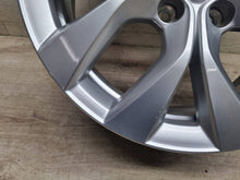 Load image into Gallery viewer, 1x Alufelge 17 Zoll 5x114.3 9043R Renault Captur Ii Rim Wheel FEL4090084759rz