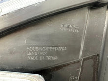 Laden Sie das Bild in den Galerie-Viewer, Frontscheinwerfer Mercedes-Benz Sprinter 4401160R Rechts Scheinwerfer Headlight SCH1053019795et