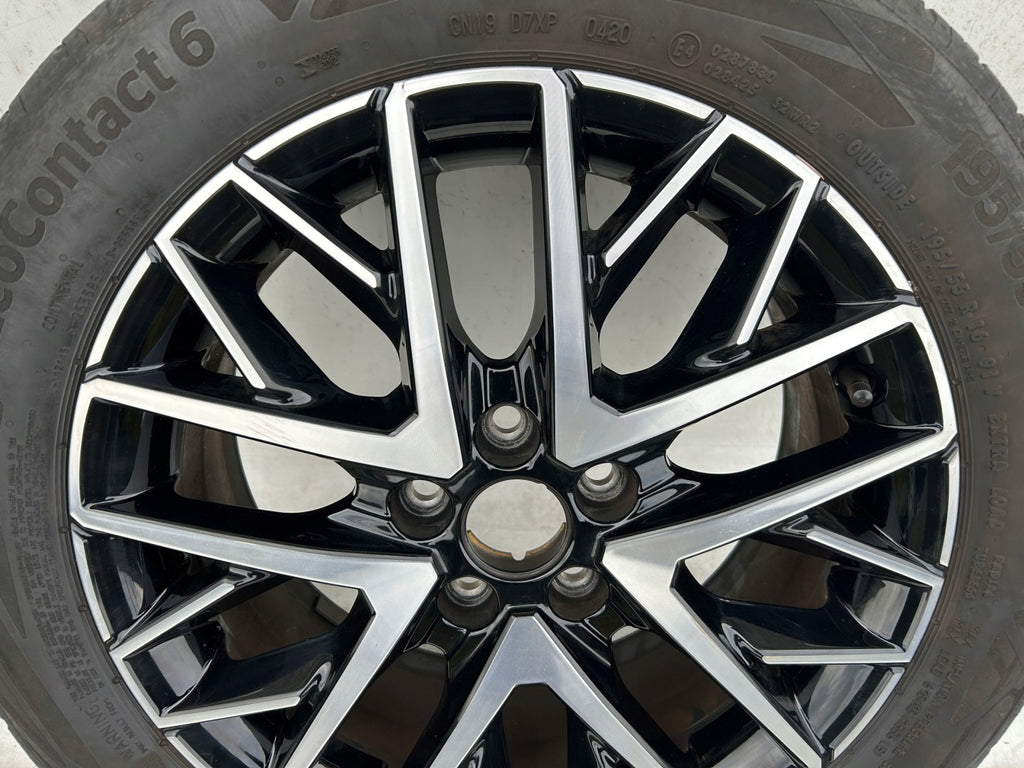 1x Alufelge 16 Zoll 6.5" 5x100 47ET Glanz 6F0601025M Seat Ibiza I V Rim Wheel FEL1160017750rq