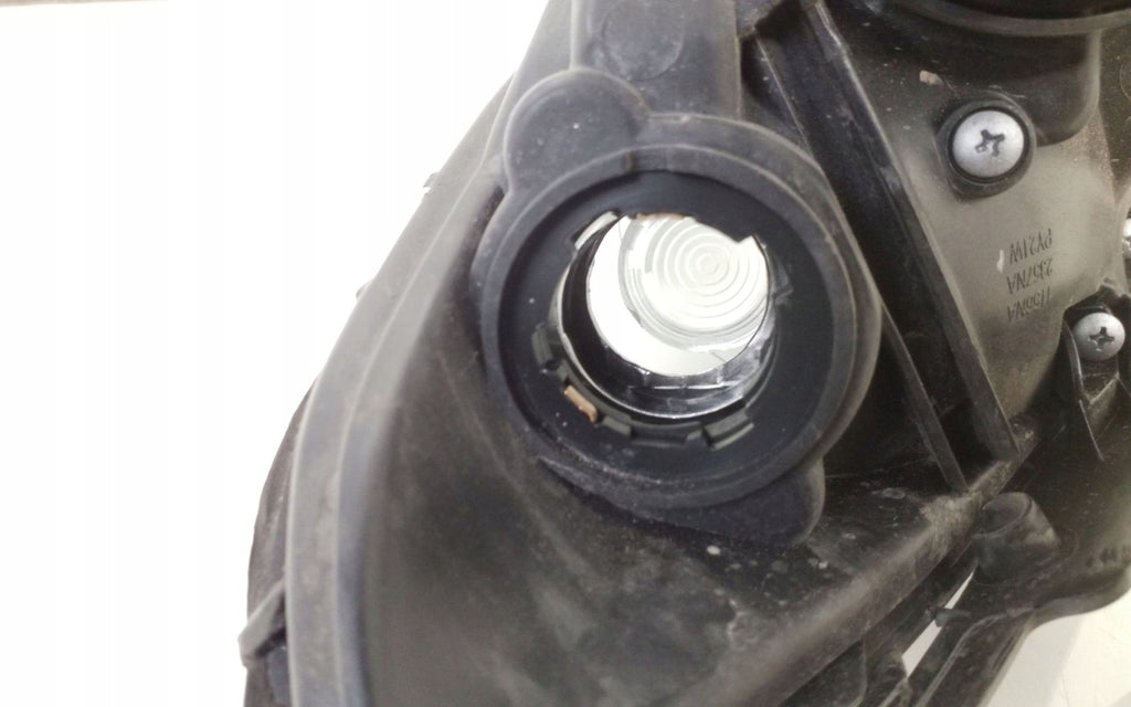 Frontscheinwerfer Hyundai I30 083211143R Rechts Scheinwerfer Headlight SCH6975720775nn