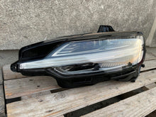 Laden Sie das Bild in den Galerie-Viewer, Frontscheinwerfer Volvo V60 II S60 III 32228815 Links Scheinwerfer Headlight SCH6689514612hj