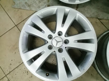 Load image into Gallery viewer, 4x Alufelge 17 Zoll 7.5" 5x112 47ET A2044010402 Mercedes-Benz C204 Rim Wheel FEL9661875644kf