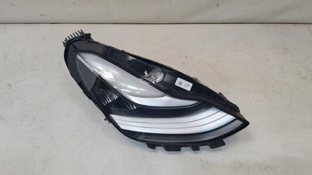 Frontscheinwerfer Tesla Model 3 1077376-00-C LED Rechts Scheinwerfer Headlight