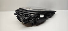 Laden Sie das Bild in den Galerie-Viewer, Frontscheinwerfer Porsche Cayenne 7P5941751H Xenon Links Scheinwerfer Headlight SCH8690479137ws