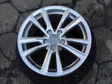 Load image into Gallery viewer, 1x Alufelge 17 Zoll 7.5&quot; 5x112 43ET Glanz Silber 8V0601025BF Audi A3 Rim Wheel