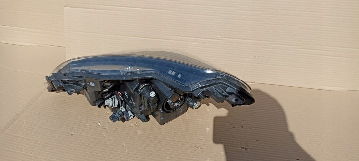 Frontscheinwerfer Toyota Yaris 81110-0D35006 Rechts Scheinwerfer Headlight SCH4346256441wz