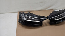 Laden Sie das Bild in den Galerie-Viewer, Frontscheinwerfer Audi E-Tron 89A941036 Rechts Scheinwerfer Headlight