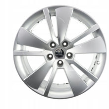 Laden Sie das Bild in den Galerie-Viewer, 1x Alufelge 18 Zoll 8.0" 5x112 44ET Glanz Silber 3V0601025F Skoda Superb FEL9150671695pq