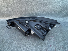 Laden Sie das Bild in den Galerie-Viewer, Frontscheinwerfer Cupra Formentor 5FG941008E Rechts Scheinwerfer Headlight SCH6354069228sx